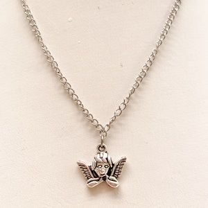 HANDMADE y2k cherub necklace👼